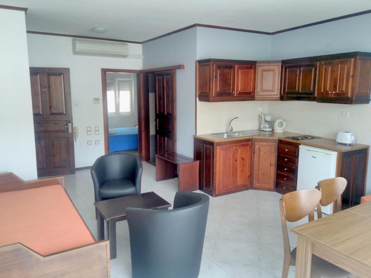 Emporeiós Amimaya Apartments الغرفة الصورة